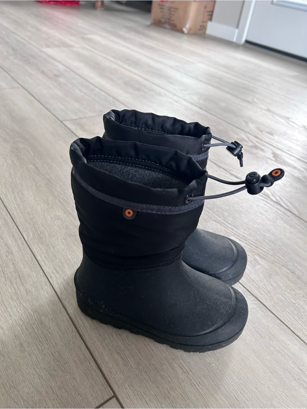 BOGS Kids Snow Shell Black Waterproof Winter Boots Warm Slip Resistant Unisex